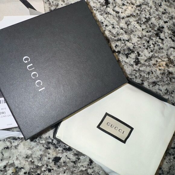 GG Gucci Supreme Web Wallet - Picture 4 of 6